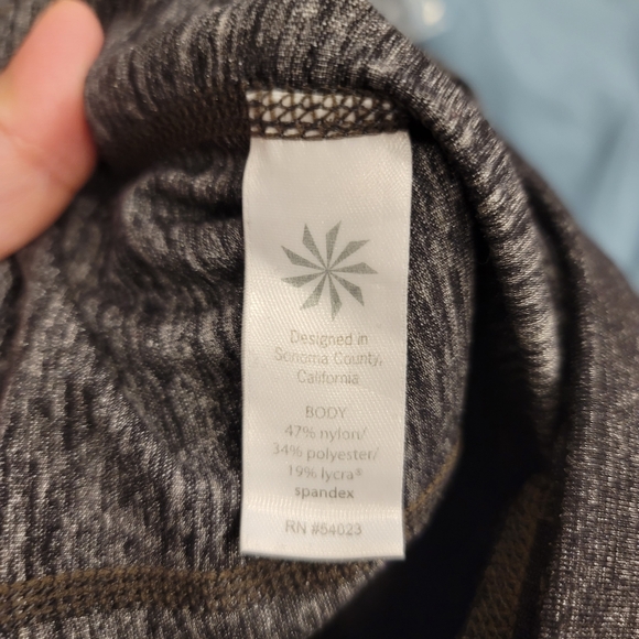 Athleta "Mind Over Matter" Capris Leggings - S - Picture 7 of 9